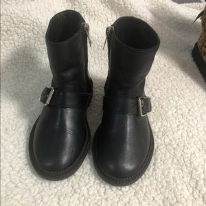 Aunthentic burberry boots